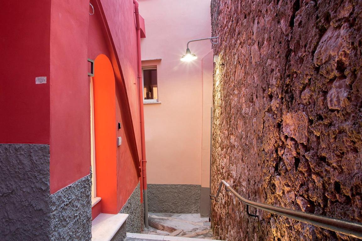 Dimora Del Leone Gaeta Bed & Breakfast Bagian luar foto